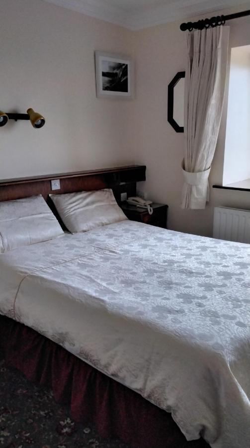 سبانيش بوينت Lahiff'S Bay View Guest House المظهر الخارجي الصورة